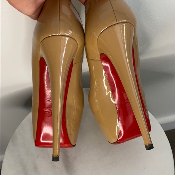 Daffodile Christian Louboutin Nude Size 40 - Picture 4 of 4